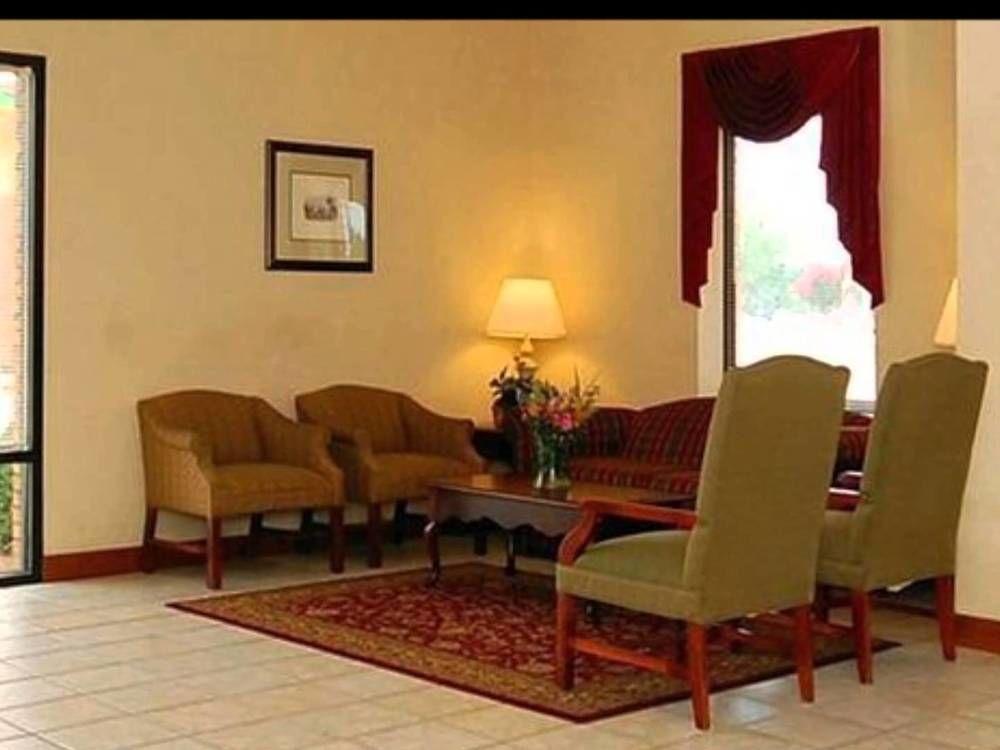 Red Roof Inn & Suites โทมัสวิลล์ ภายนอก รูปภาพ