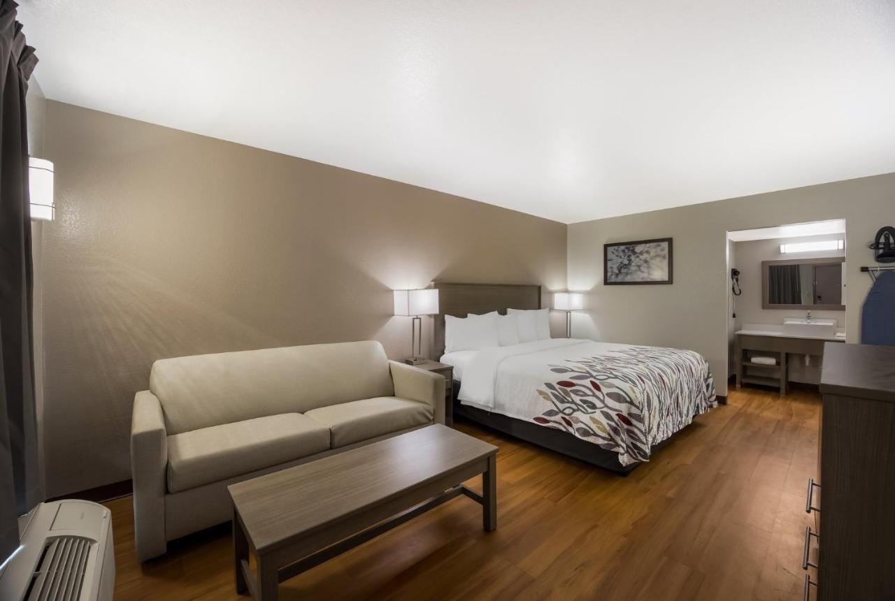 Red Roof Inn & Suites โทมัสวิลล์ ภายนอก รูปภาพ